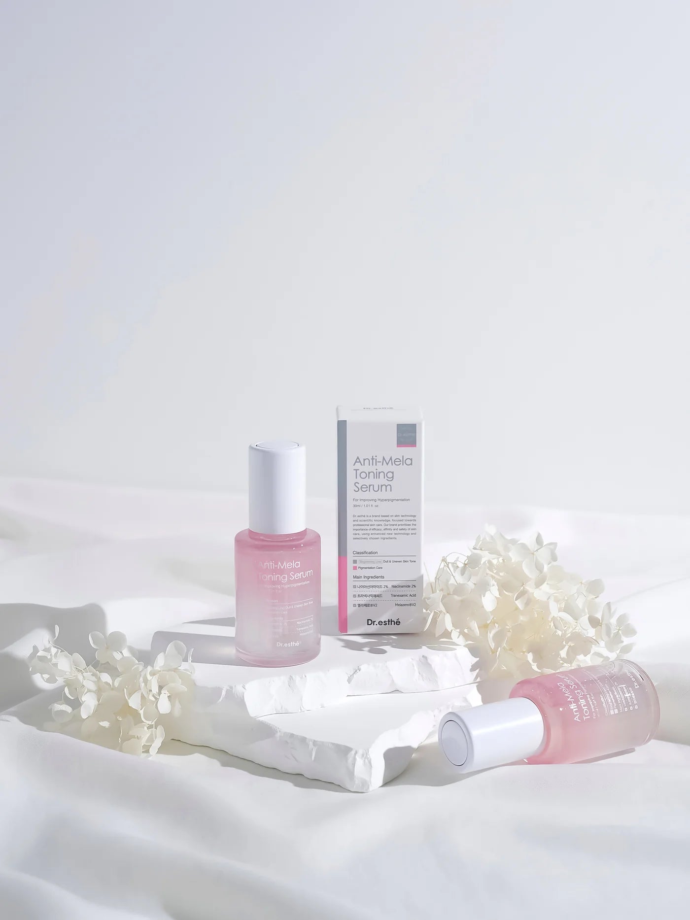 DR. ESTHE
Anti-Mela Toning Serum - Halo Glow 1.1oz